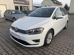 Purewhite Gebraucht 2016 VW Golf Sportsvan Highline Van / Kleinbus | 14.400 € (Etwas zu teuer)
