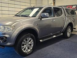 Grau Gebraucht 2014 Mitsubishi L200 Intense Abholung | 14.999 € (Etwas zu teuer)