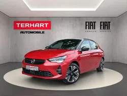 Rot Gebraucht 2023 Opel Corsa-e Kleinwagen | 21.487 € (Etwas zu teuer)