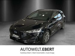 Obsidianschwarz Gebraucht 2024 Ford Focus ST-Line X Kombi | 25.880 € (Fairer Preis)