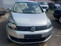 Silber Gebraucht 2009 VW Golf Plus Cross Comfortline Van / Kleinbus | 4.199 € (Guter Preis)