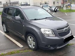Grau Gebraucht 2013 Chevrolet Orlando LT Van / Kleinbus | 9.599 € (Etwas zu teuer)