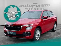 Rot Gebraucht 2024 Skoda Kamiq Selection SUV | 22.981 € (Fairer Preis)