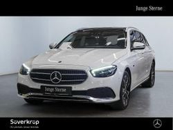 Weiß Gebraucht 2021 Mercedes E300 Avantgarde Limousine | 29.900 € (Fairer Preis)