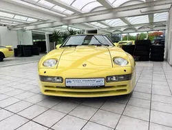 Gelb Gebraucht 1987 Porsche 928 Coupé | 39.900 €