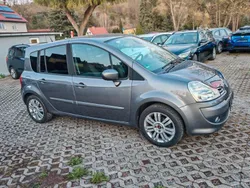 Grau Gebraucht 2010 Renault Modus Dynamique Van / Kleinbus | 2.990 € (Fairer Preis)