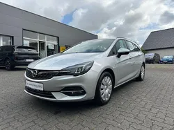Silber Gebraucht 2020 Opel Astra Business Kombi | 14.580 € (Etwas zu teuer)