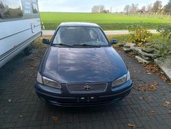 Blau Gebraucht 1998 Toyota Camry Limousine | 3.500 € (Teuer)