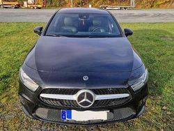 Gebraucht 2019 Mercedes A180 Edition 1 Limousine | 19.200 € (Etwas zu teuer)