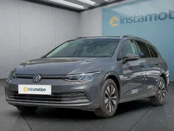 Grau Gebraucht 2024 VW Golf VIII Kombi | 23.099 € (Guter Preis)