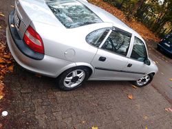 Gebraucht 1998 Opel Vectra Limousine | 1.000 €