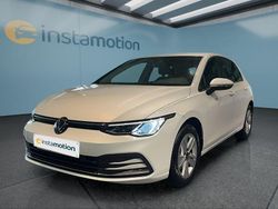 Weiß Gebraucht 2024 VW Golf VIII Kleinwagen | 31.549 € (Fairer Preis)