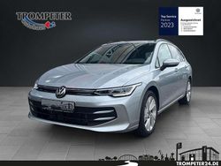 Oyster silver metallic Gebraucht 2025 VW Golf VIII Goal Kombi | 31.480 € (Superpreis)