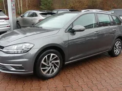 Grau Gebraucht 2017 VW Golf VII Kombi | 14.990 € (Etwas zu teuer)