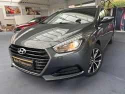 Grau Gebraucht 2017 Hyundai i40 Classic Kombi | 10.990 € (Fairer Preis)