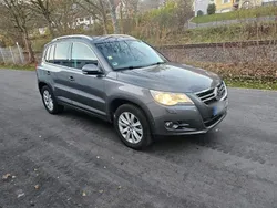Grau Gebraucht 2011 VW Tiguan SUV | 8.000 € (Fairer Preis)