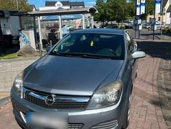 Silber Gebraucht 2007 Opel Astra GTC Coupé | 699 € (Guter Preis)
