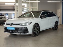 Weiß Gebraucht 2024 VW Passat R-line Kombi | 47.889 € (Fairer Preis)