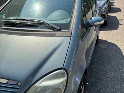 Grau Gebraucht 2004 Mercedes A140 Limousine | 300 €