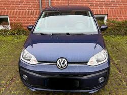 Blau Gebraucht 2018 VW up! Sound Kleinwagen | 7.000 € (Guter Preis)