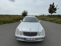 Silber Gebraucht 2003 Mercedes E240 Avantgarde Kombi | 1.700 € (Fairer Preis)