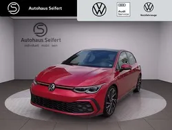 Kings red (metallic) Gebraucht 2021 VW Golf VIII GTI Limousine | 28.900 € (Fairer Preis)