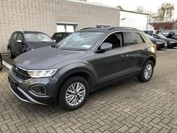 Grau Gebraucht 2023 VW T-Roc Life SUV | 17.900 € (Fairer Preis)