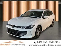 Oryxweiss Gebraucht 2024 VW Passat Business Kombi | 30.980 € (Etwas zu teuer)