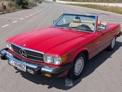 Rot Gebraucht 1986 Mercedes 560 Cabrio | 29.900 €