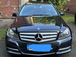 Schwarz Gebraucht 2012 Mercedes C200 Kombi | 6.500 € (Fairer Preis)