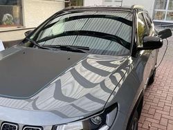 Grau Gebraucht 2020 Jeep Compass SUV | 22.900 € (Fairer Preis)