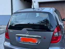 Grau Gebraucht 2011 Mercedes A170 Kleinwagen | 5.000 €