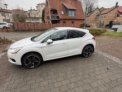 Weiß Gebraucht 2013 Citroën DS4 Chic Kleinwagen | 7.300 € (Fairer Preis)