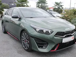 Grün Gebraucht 2022 Kia ProCeed GT Kleinwagen | 28.790 € (Fairer Preis)