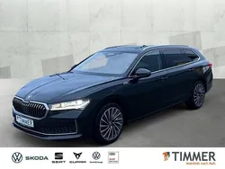 Ebony schwarz metallic Gebraucht 2024 Skoda Superb LAURIN & KLEMENT Kombi | 38.780 €