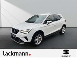 Weiss Gebraucht 2023 Seat Arona FR SUV | 20.990 € (Fairer Preis)