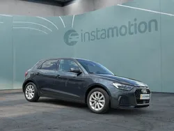 Grau Gebraucht 2021 Audi A1 Sportback Advanced Kleinwagen | 21.890 € (Fairer Preis)