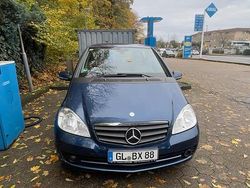 Blau Gebraucht 2010 Mercedes A160 Limousine | 7.500 € (Etwas zu teuer)