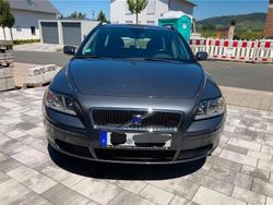 Grau Gebraucht 2004 Volvo V50 Kombi | 3.950 € (Etwas zu teuer)