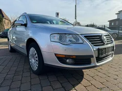 Reflexsilber metallic Gebraucht 2011 VW Passat Comfortline Kombi | 5.499 € (Superpreis)