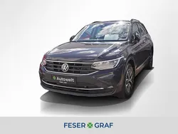 Uranograu Gebraucht 2021 VW Tiguan Life SUV | 27.880 € (Fairer Preis)