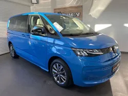 Medium blue metallic Gebraucht 2022 VW T7 Van | 47.990 € (Fairer Preis)