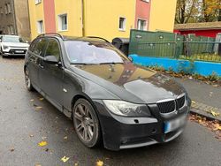 Schwarz Gebraucht 2008 BMW 325 Kombi | 8.500 € (Fairer Preis)