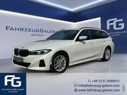 Mineralweiss metallic (metallic) Gebraucht 2023 BMW 318 Shadowline Kombi | 29.980 € (Fairer Preis)