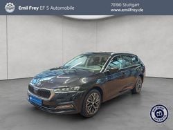 Blackmagic perleffekt Gebraucht 2022 Skoda Octavia Kombi | 22.890 € (Guter Preis)