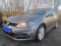 Braun Gebraucht 2016 VW Golf VII Kombi | 7.900 € (Etwas zu teuer)