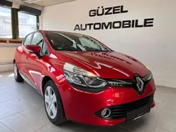 Rot Gebraucht 2015 Renault Clio IV Dynamique Limousine | 7.790 € (Fairer Preis)
