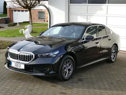 Schwarz Gebraucht 2024 BMW 520 Sport Line Limousine | 46.900 € (Superpreis)