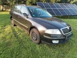 Schwarz Gebraucht 2008 Skoda Octavia Kombi | 1.700 € (Fairer Preis)