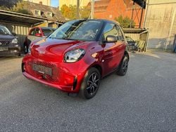 Rot Gebraucht 2022 Smart ForTwo Electric Drive Cabrio | 12.390 € (Guter Preis)
